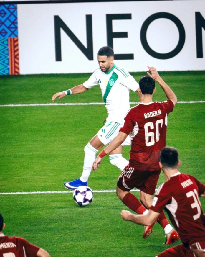 الهلال يتصدر آسيوياً والأهلي وصيفاً بعد تعادلات مثيرة