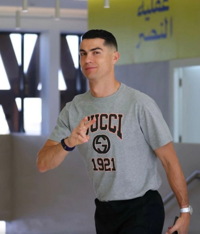 رونالدو ينهي أزمته مع النصر ويعلن جاهزيته للمشاركة