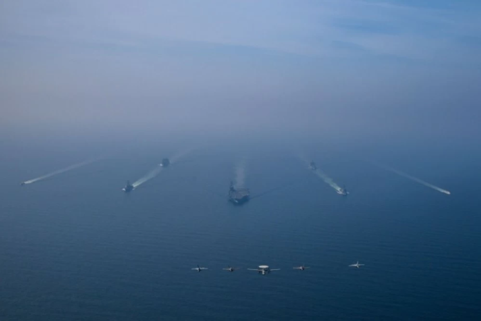 أمريكا ترسل حاملات طائرات وإيران ترفض الحل العسكري لنوويها