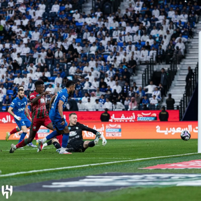 الهلال يعزز صدارته للدوري السعودي بفوز ثمين على الاتفاق