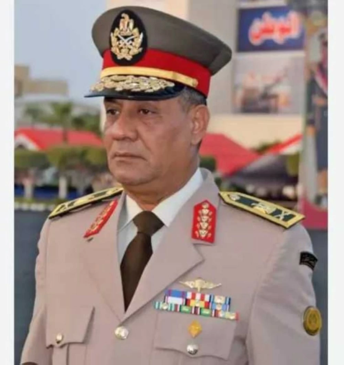 من هو الفريق أشرف زاهر وزير الدفاع المصري الجديد؟