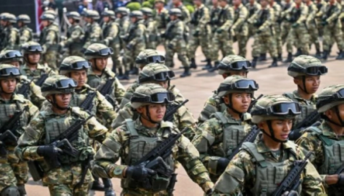 إندونيسيا تستعد لإرسال 8 آلاف جندي كقوة سلام إلى غزة