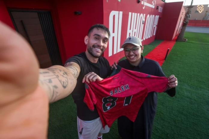 عقوبة صارمة لحارس الخلود خوان كوزاني بعد حادثة جامع الكرات