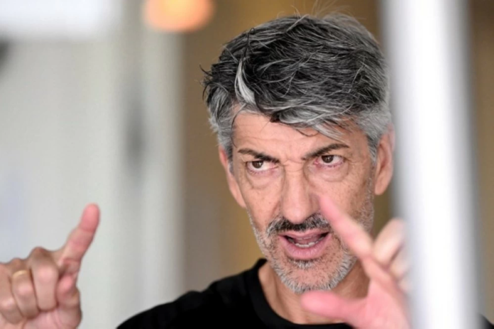 الشباب يقيل ألغواسيل: بن زكري يقود الليث في تحديات قارية ومحلية