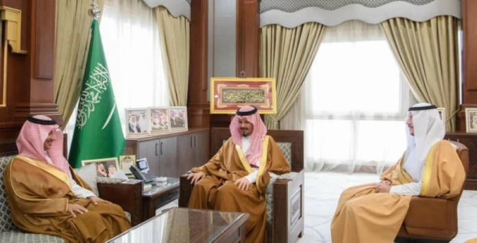 أمير المدينة ووزير السياحة: تعزيز السياحة وتجربة ضيوف الرحمن