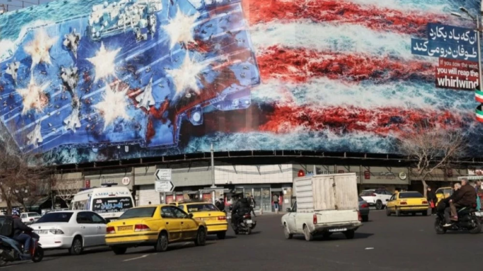 تحذيرات إسرائيلية من حرب مع إيران: تصعيد إقليمي وشيك