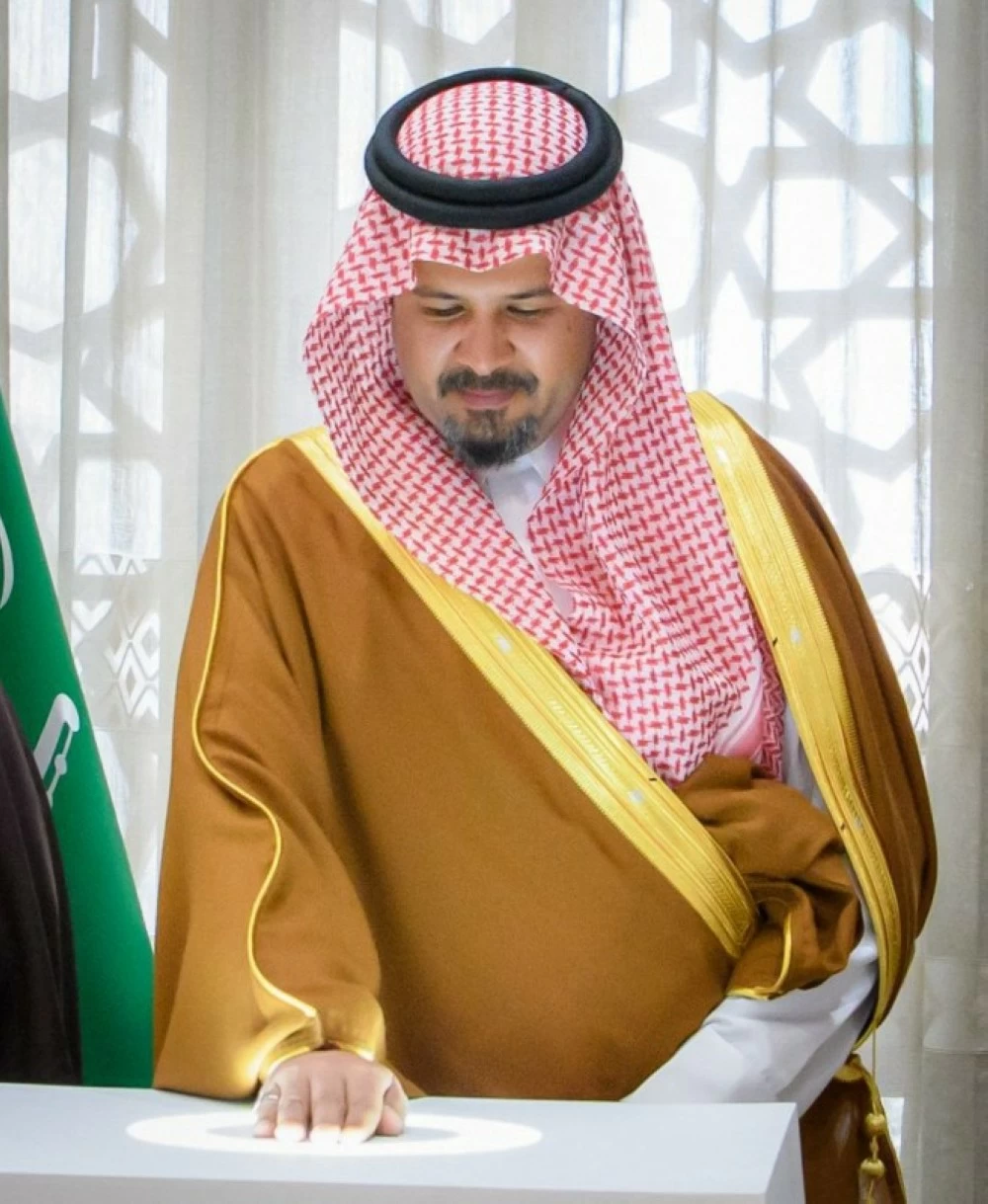 أمير منطقة المدينة المنورة يدشن حملة الجود منا وفينا
