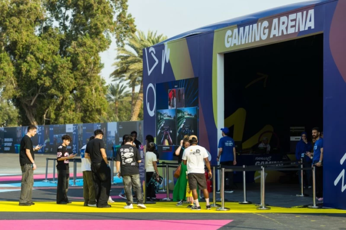 حلبة كورنيش جدة: سرعة فورمولا 1 تلتقي بالاستدامة الخضراء