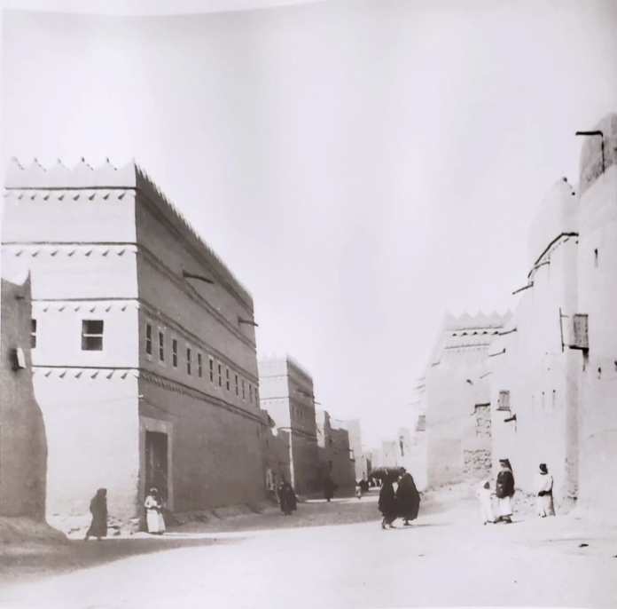 حي الحلة بالرياض: تاريخ الحرف اليدوية وذاكرة العاصمة