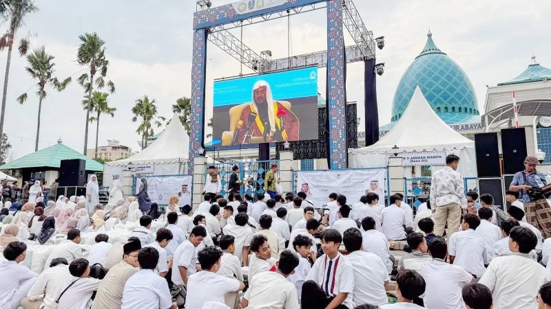 إفطار جماعي في إندونيسيا