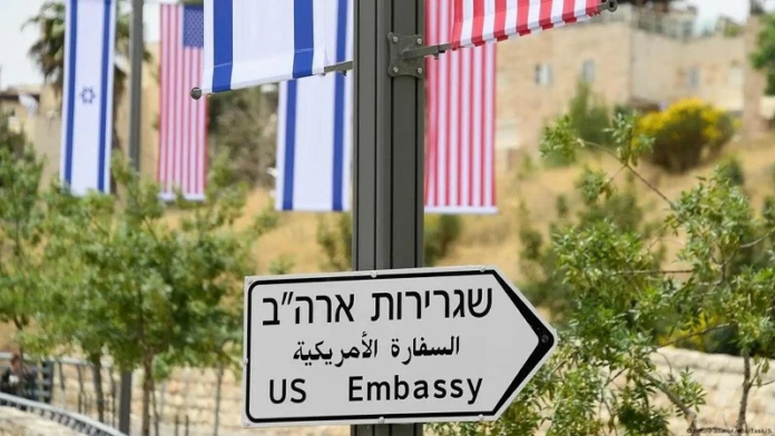 خدمات قنصلية أمريكية في مستوطنات الضفة: سابقة تاريخية ودلالات سياسية