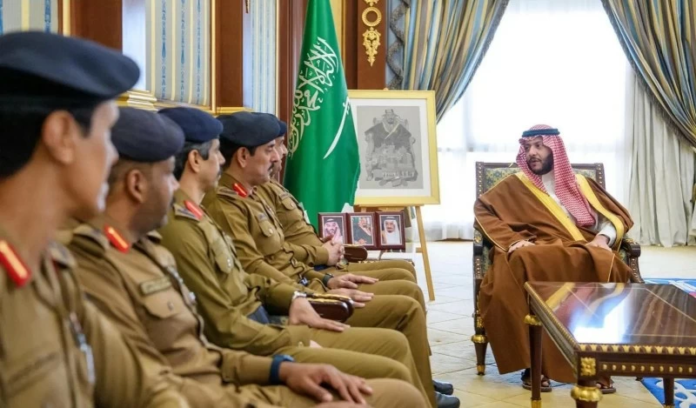 نائب أمير المدينة المنورة يطلع على خطط الدفاع المدني وجاهزيته