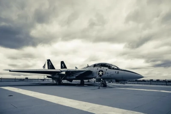 واشنطن تحشد 300 طائرة و40 ألف جندي بالشرق الأوسط