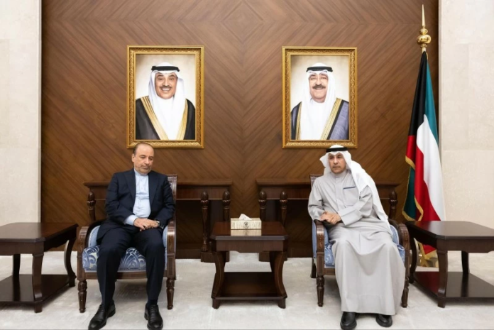 الكويت تستدعي السفير الإيراني رداً على الهجمات الصاروخية