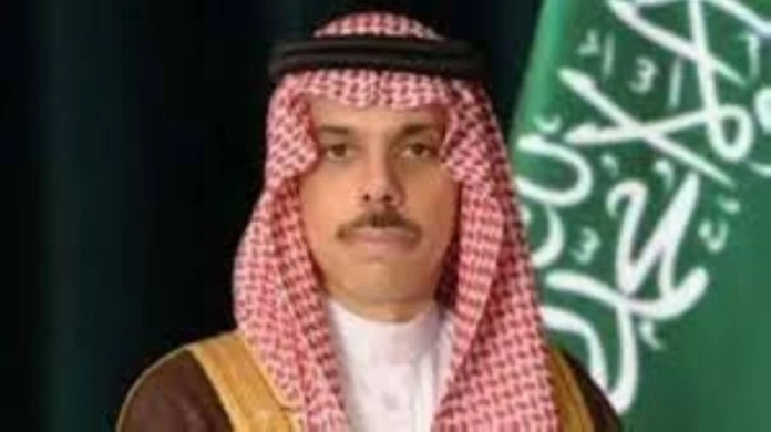 فيصل بن فرحان يبحث قضايا المنطقة مع وزراء خارجية روسيا ومصر وكندا