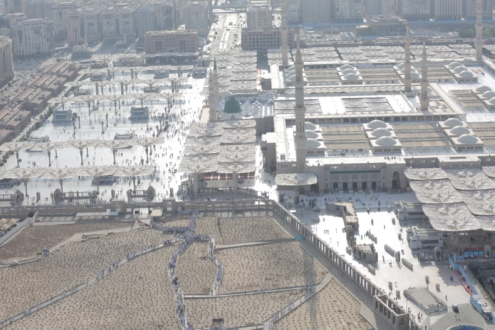 بقيع الغرقد: تاريخ وفضل مقبرة المدينة المنورة