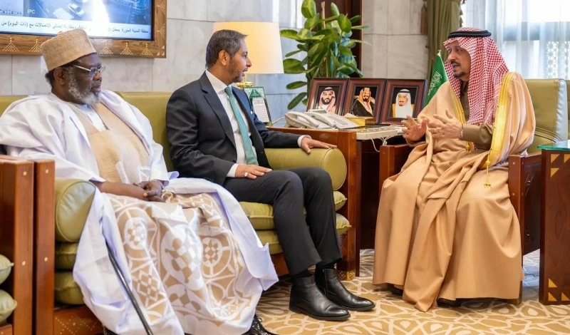 أمير الرياض يستقبل السلك الدبلوماسي