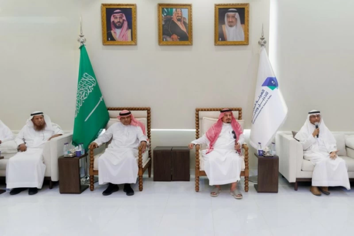 هيئة الصحفيين بجازان تستضيف جبريل معبر أول مدير لتلفزيون المنطقة