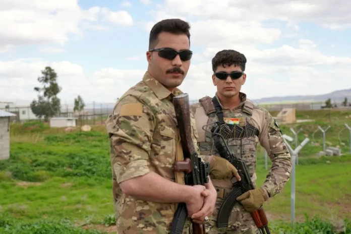 كردستان تنفي إرسال مقاتلين لإيران: تفاصيل التوتر الحدودي