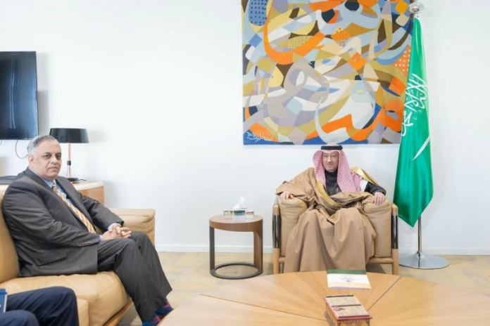 نائب وزير الخارجية يستقبل سفير الهند بالرياض لبحث التعاون