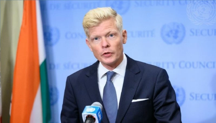 المبعوث الأممي يحذر من جر اليمن لصراع إقليمي ونسف السلام