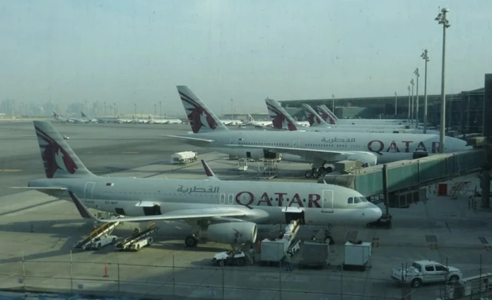 قطر تستأنف الملاحة الجوية جزئياً عبر مسارات الطوارئ
