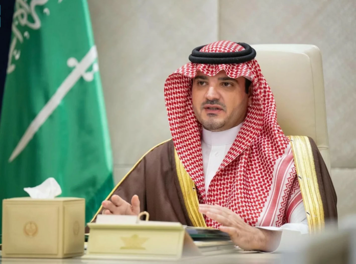 الأمير عبدالعزيز بن سعود يبحث التعاون الأمني مع بريطانيا