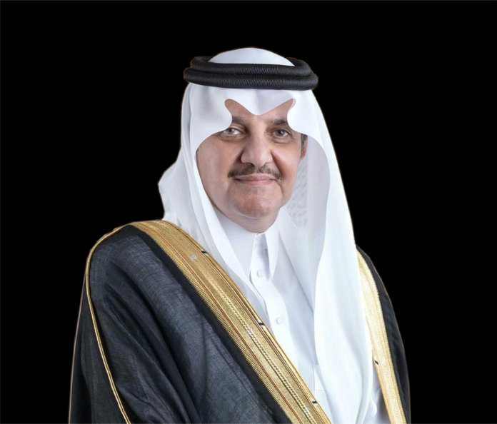 أمير الشرقية: العلم السعودي يجسد قيم التوحيد والعدل