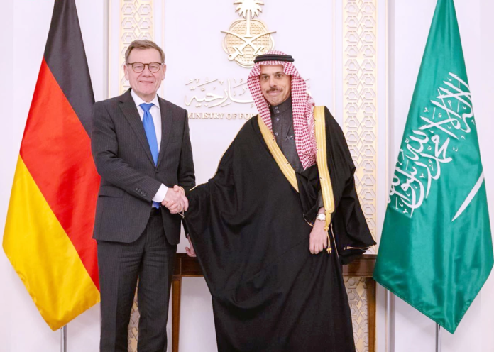 تحرك دبلوماسي سعودي لمواجهة الاعتداءات الإيرانية