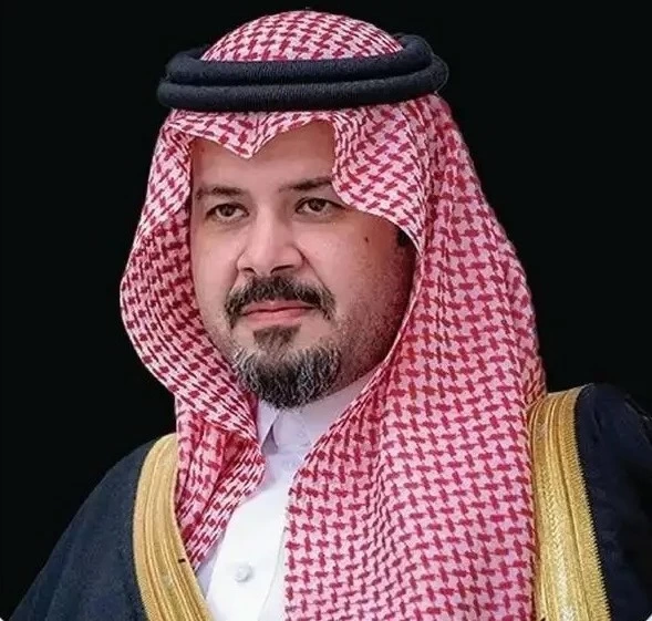 أمير المدينة المنورة يوجه باستمرار العمل بعيد الفطر