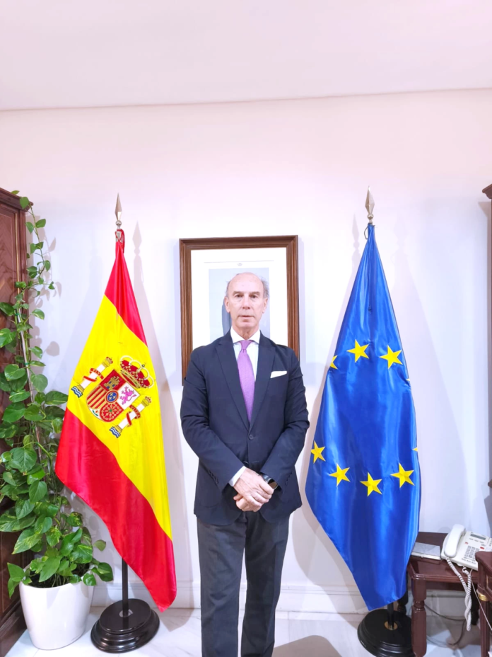 السفير الإسباني في السعودية: رمضان يمنحني التأمل وضبط النفس