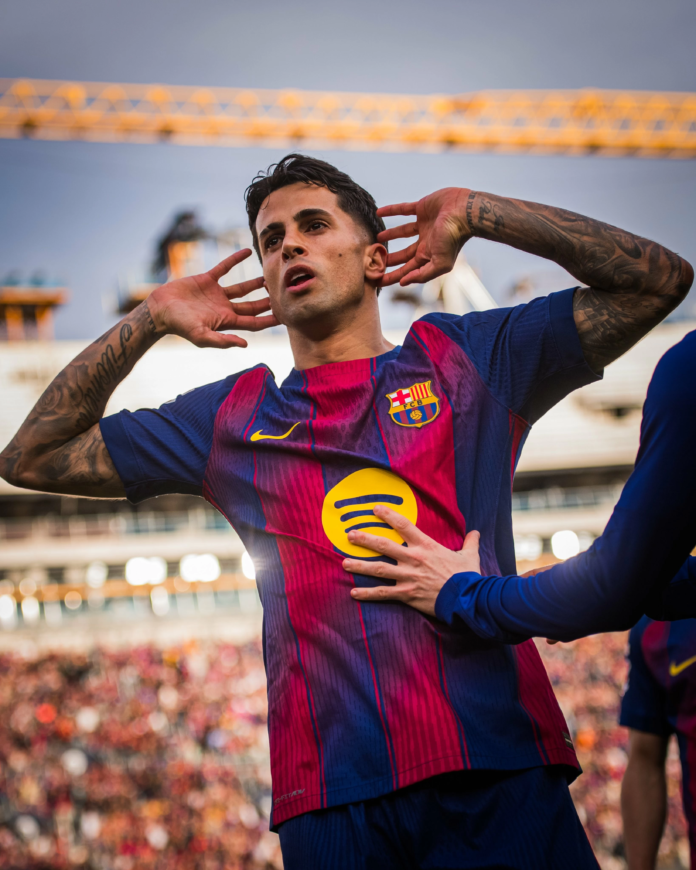 تألق جواو كانسيلو يقود برشلونة لاكتساح إشبيلية بخماسية