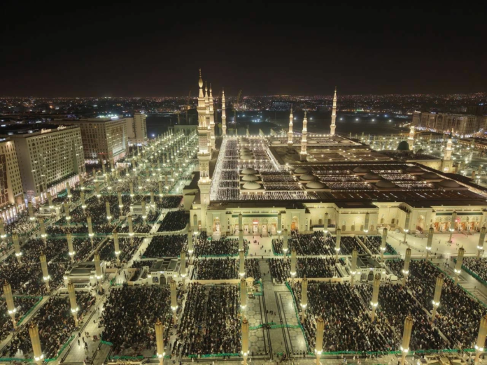 جهود أمنية لتنظيم الحشود في المسجد النبوي خلال رمضان