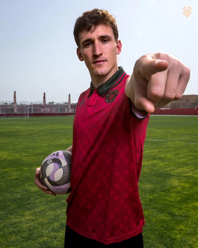 خطوة تاريخية: نادي الخلود يستعين بصناع محتوى عالميين