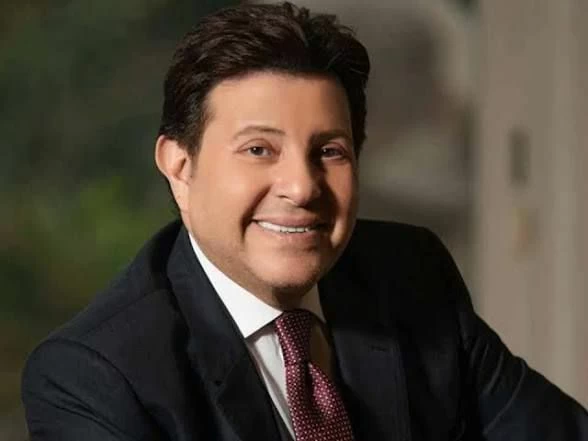 حقيقة فقدان هاني شاكر الوعي وتطورات حالته الصحية