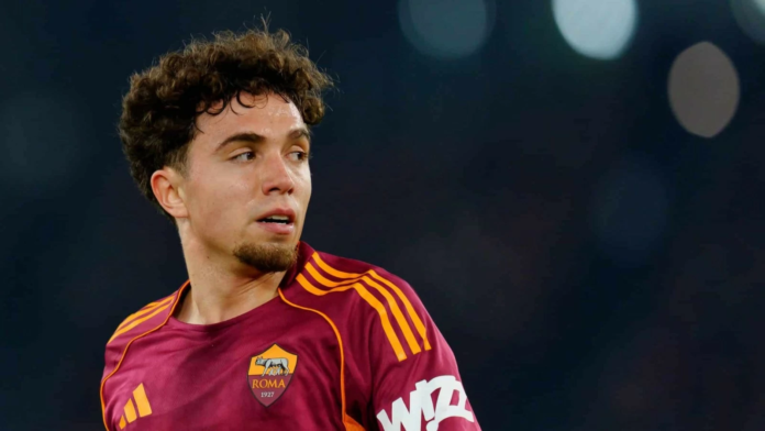 تفاصيل مرعبة حول اقتحام منزل نائل العيناوي في روما