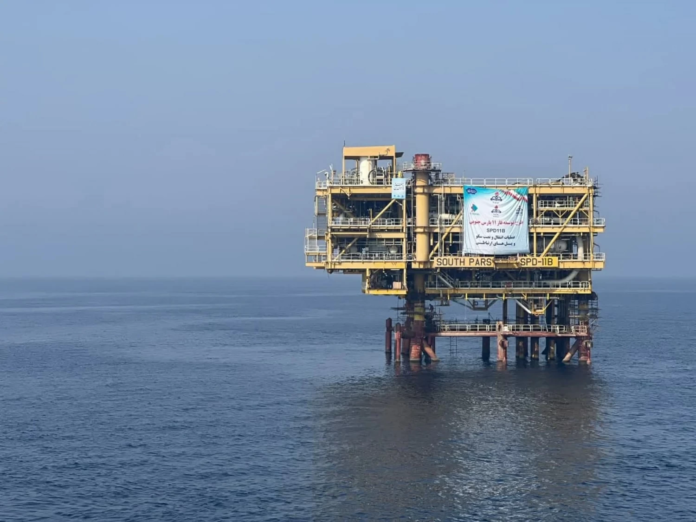 البيت الأبيض يدرس الاستحواذ على اليورانيوم الإيراني المخصب