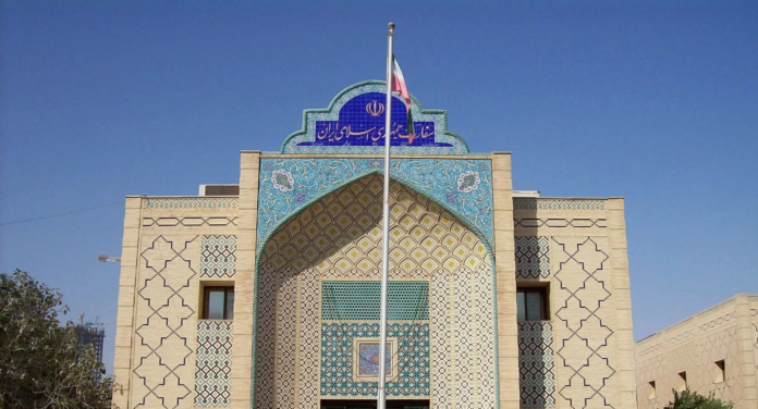 قرار حاسم: قطر تطرد الملحقين الإيرانيين وتفاصيل الأزمة