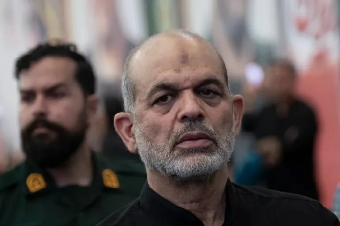 تعيين أحمد وحيدي قائداً للحرس الثوري الإيراني