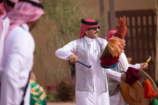 العرضة والسامري في حائل: إيقاع العيد وتراث سعودي أصيل
