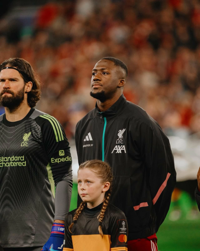 ليفربول يقف مع كوناتي ضد العنصرية | تفاصيل البيان الرسمي