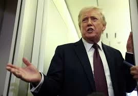 ترمب يؤجل ضرب إيران 5 أيام وسط أزمة مضيق هرمز