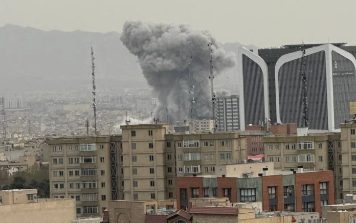 حرب التهديدات المتبادلة: تصعيد يستهدف منشآت الطاقة