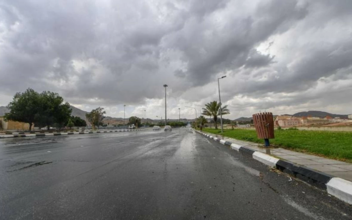 الأرصاد تحذر: أمطار رعدية وزخات برد على 7 مناطق