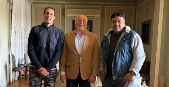 تفاصيل زيارة الملك أحمد فؤاد الثاني لمنزل العندليب الأسمر