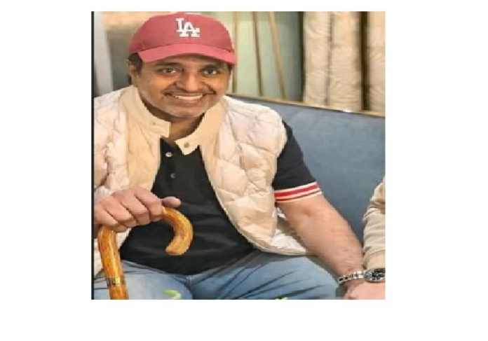 حقيقة صورة راشد الماجد بالعكاز: تفاصيل حالته الصحية