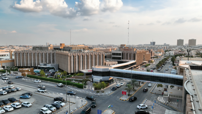 مستشفى دله النخيل يحصد أعلى تصنيف عالمي بجودة الرعاية