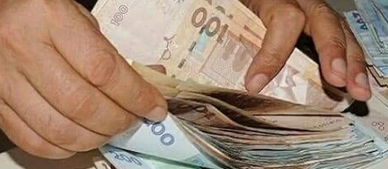 قرارات اقتصادية جديدة في مصر: زيادة الأجور وغلق المحلات