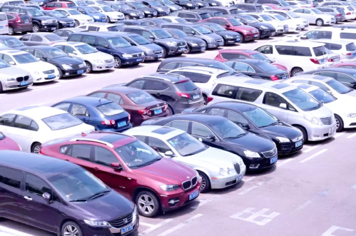 بطاقة عرض المركبة: الحل النهائي للاحتيال في بيع السيارات