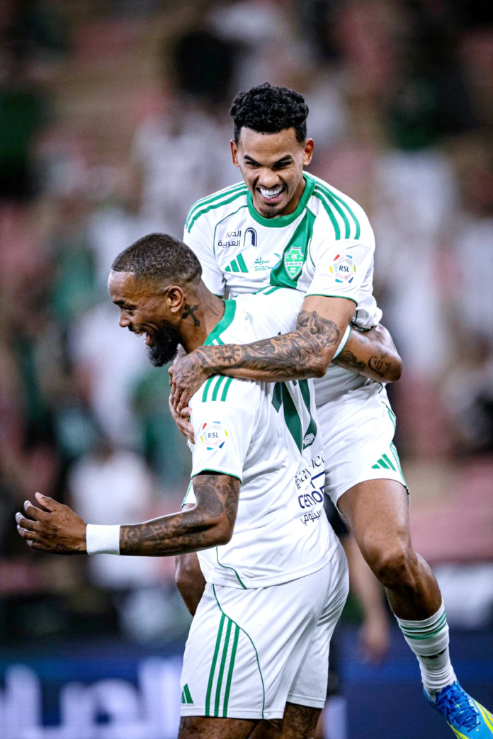 نتائج دوري روشن السعودي: تعثر الهلال وفوز كاسح للأهلي